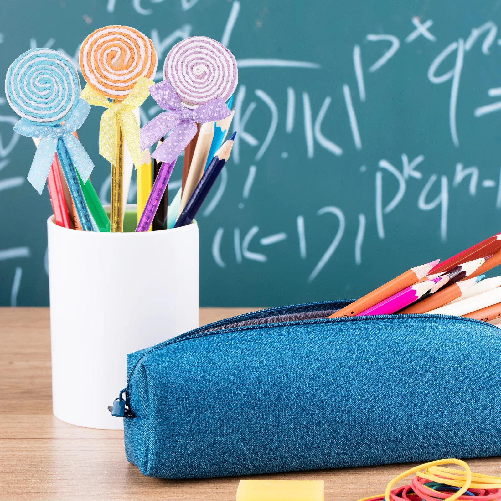 10 قطعة قلم حبر جاف بلاستيكي أداة كتابة مبتكرة أنيقة للاستخدام في المكتب المدرسي في سن المراهقة فكرة هدية للحفلات لون عشوائي