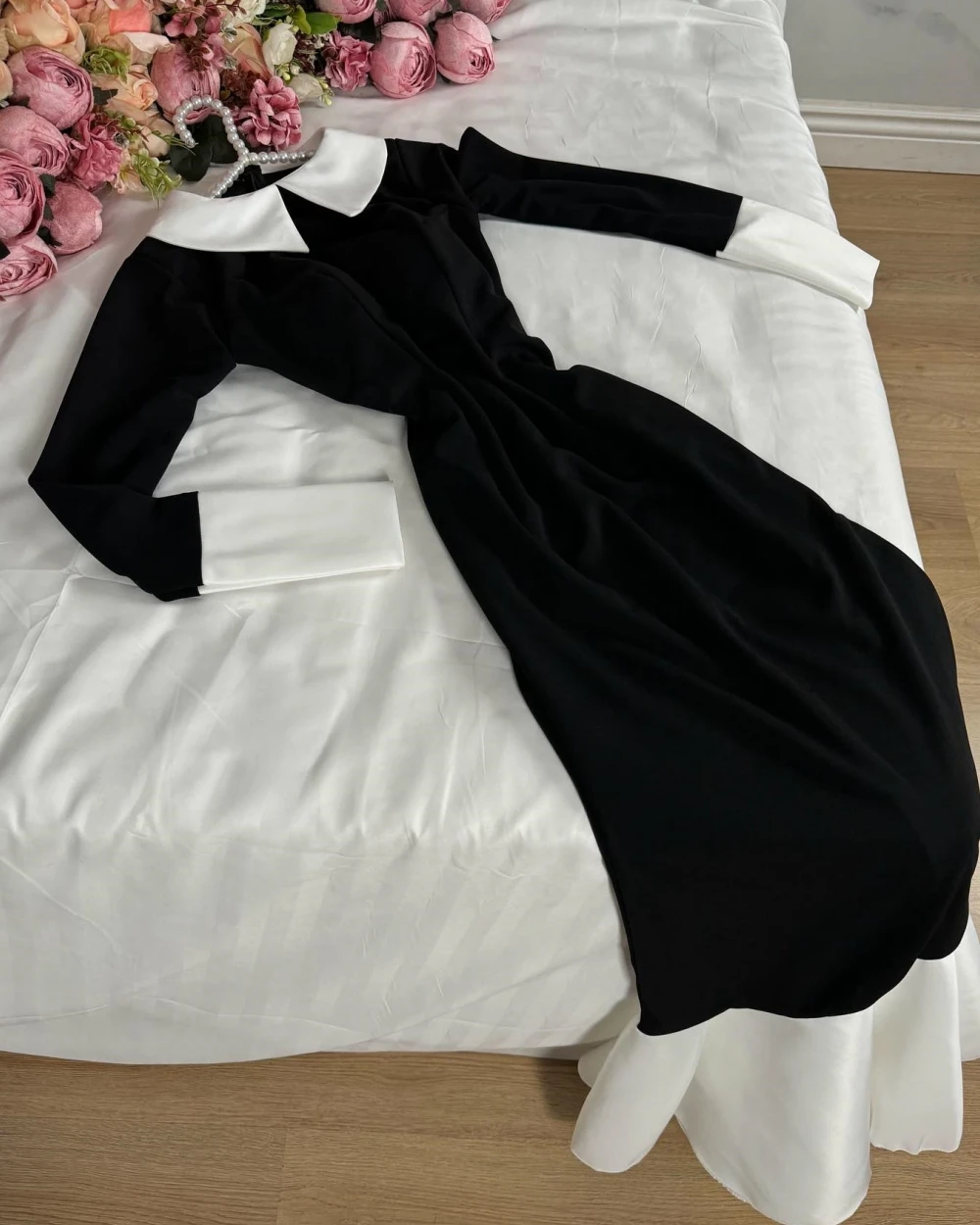 

Jiayigong Satin Ruffles Graduation A-line Scoop Neck Bespoke Occasion Gown Long Dresses