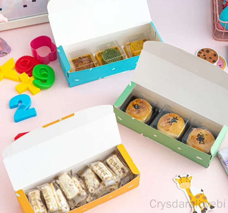 Cartoon Flip Egg Yolk Pastry Animal Rectangular Bakery Pastry Box Snowflake Pastry Nougat Pastry
