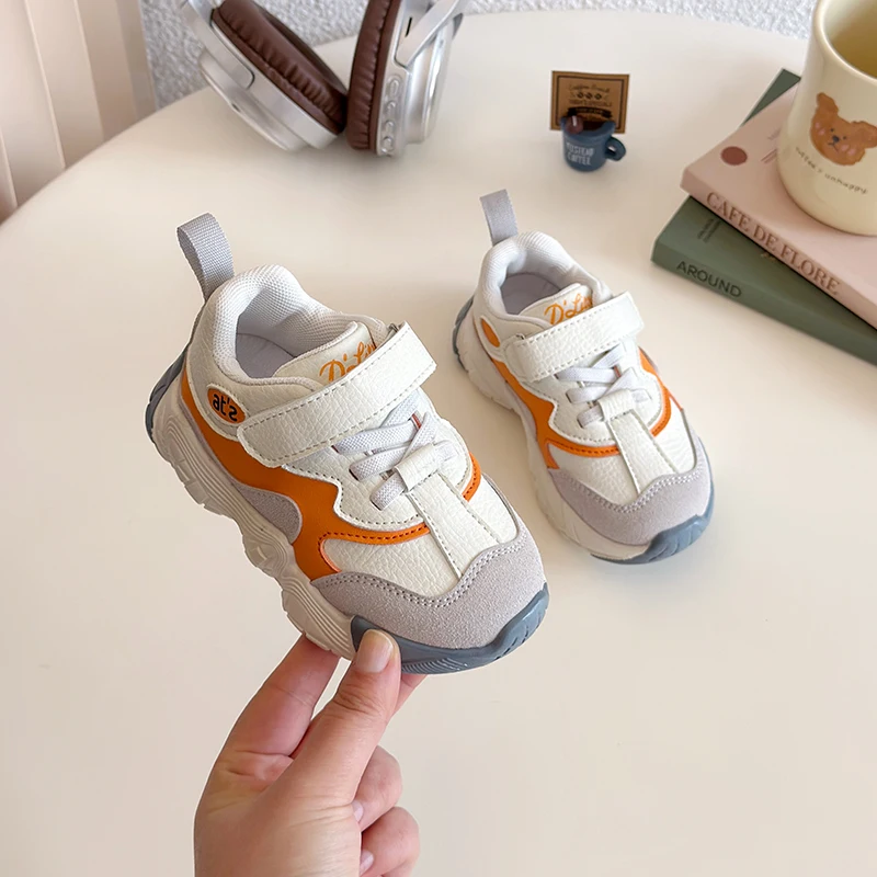 

Kids Running Shoes Thick Soft Sole Non-slip Boys Girls Sneakers Handsome Fashion 2025 Autumn New Children Sports Shoes Comfort
