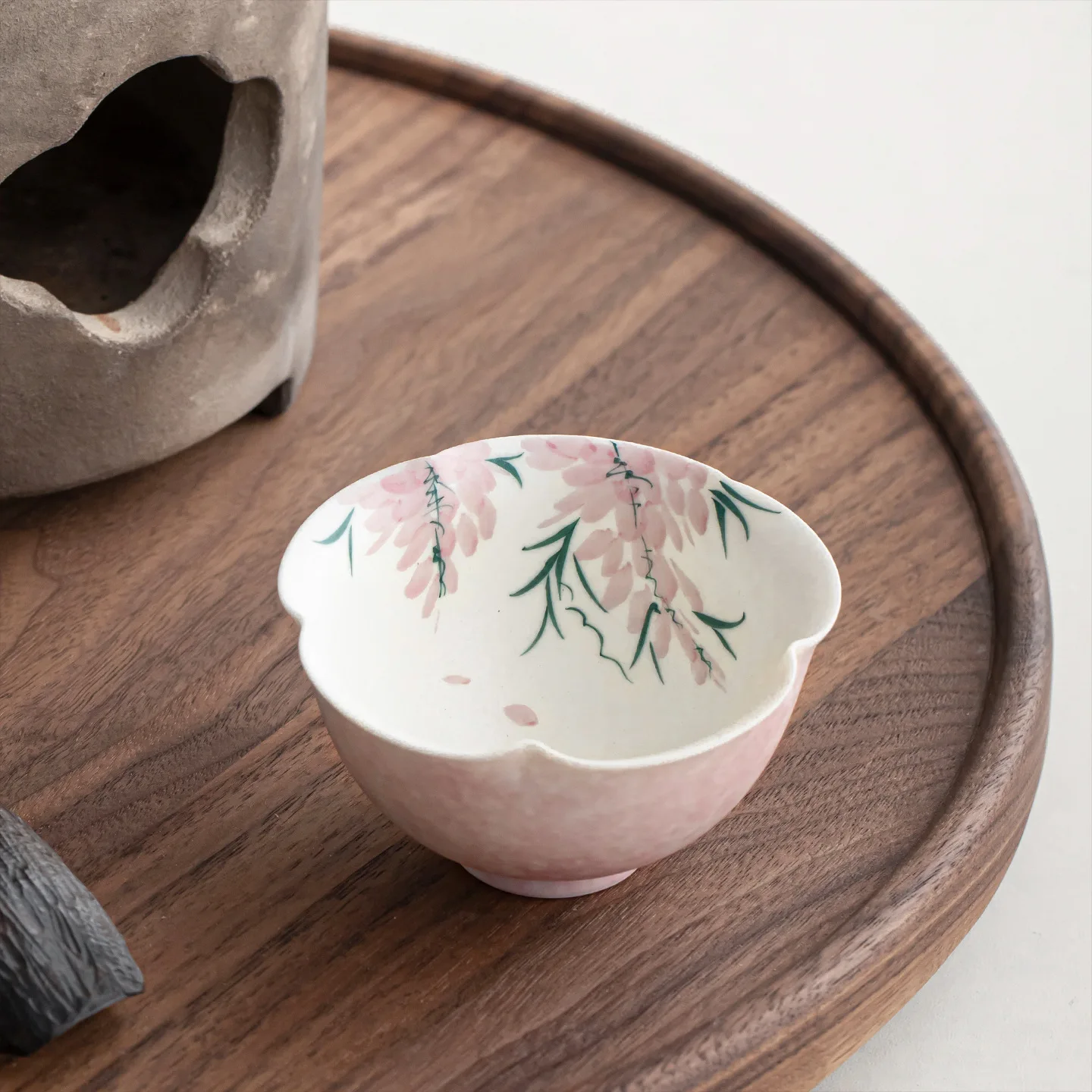 Hand‑Painted Wisteria Flower‑rim Master Teacup, Traditional Chinese‑style Stemmed Cup for Ladies Daily Tea Ceremony
