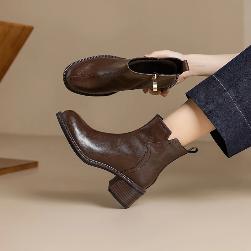 2026 new winter women ankle boots natural leather plus size 22-26cm cowhide round toe thick heel retro side zip short boots