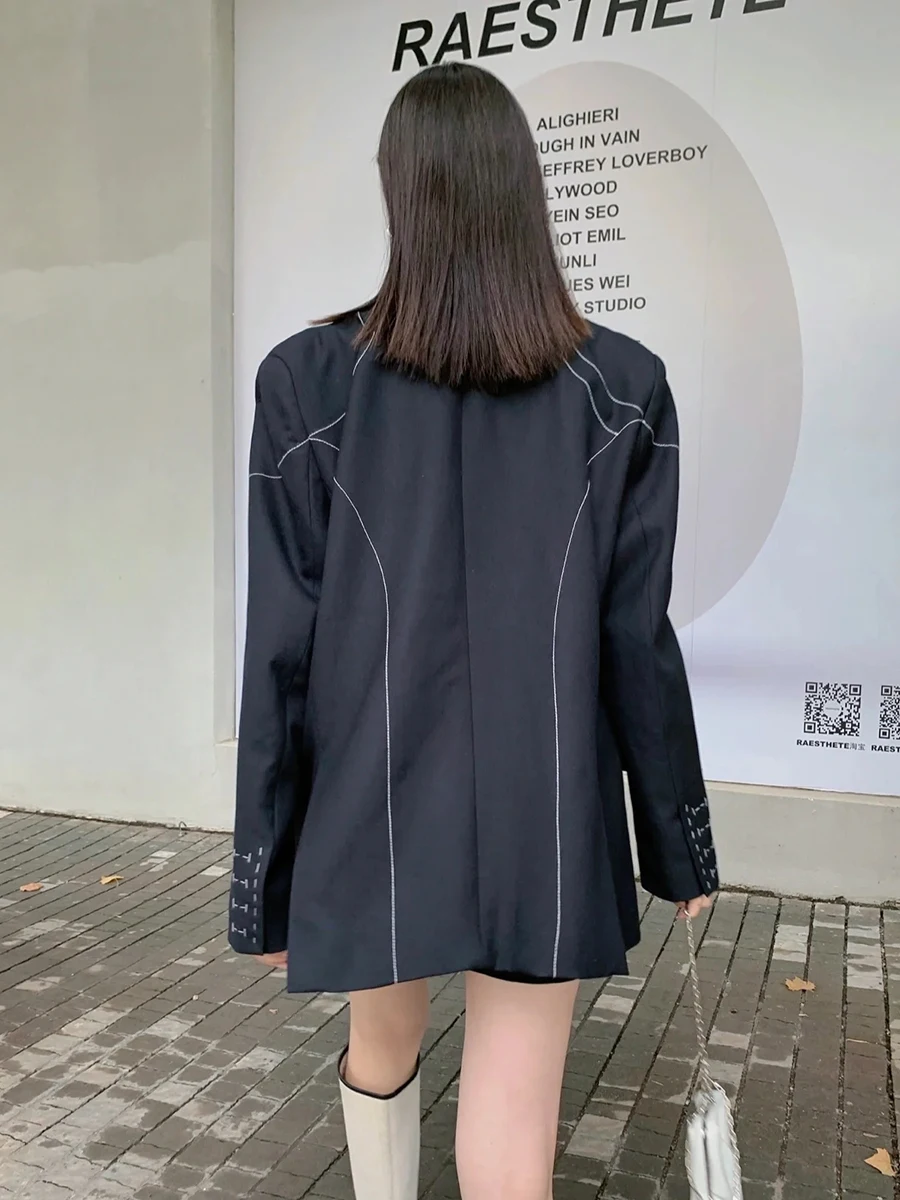 TWOTWINSTYLE Solide Lose Beiläufige Blazer Für Frauen Kerb Kragen Langarm Patchwork Einreiher Mäntel Weibliche Mode Neue