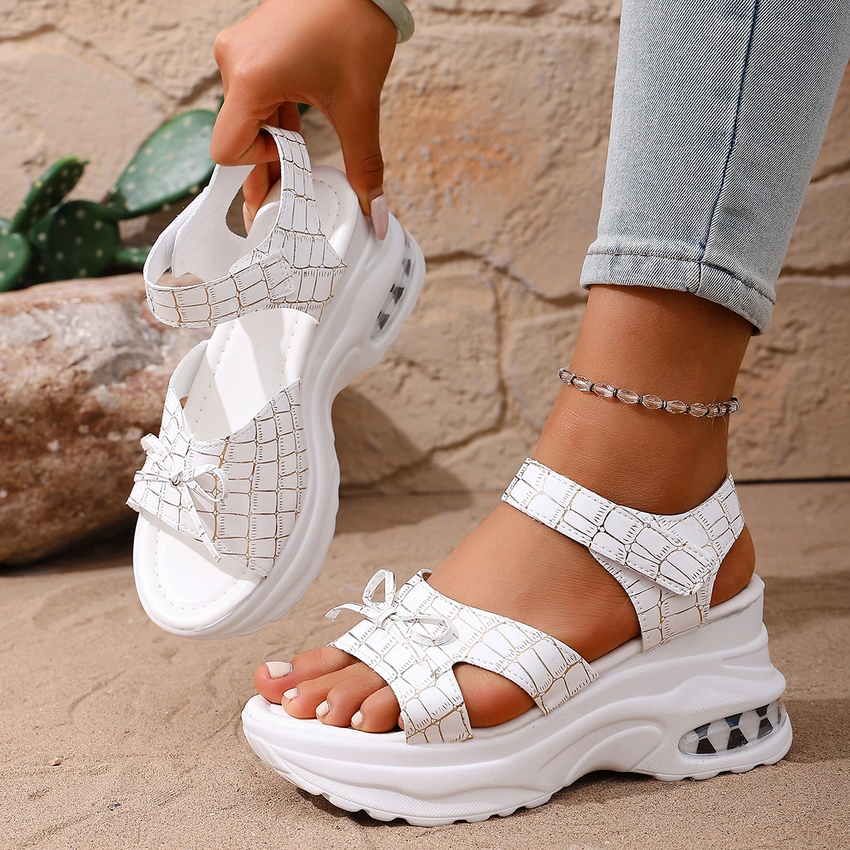 

Summer Women Platform Wedge Sandals Fashion New Comfortable Shoes for Women Light Casual Velcro Beach Sandals Zapatos De Mujer