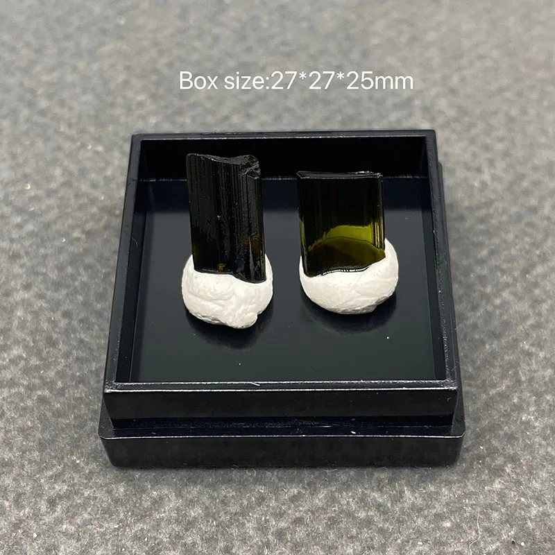 100%  Natural Double columnar Green tourmaline Mineral Specimens Stones ，Crystals Healing ,Cultural beads +Box size:27*27*25mm
