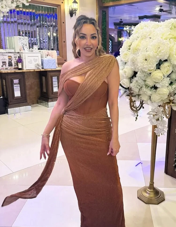 

Elegant Glossy Sequin Shawl Maxi Dress Women Sleeveless Off-shoulder Waist Cinching Slim Long Dresses Lady Evening Party Gown