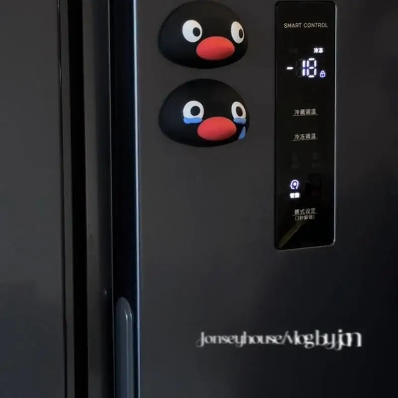 แม่เหล็กติดตู้เย็นลายการ์ตูนพินกี้น่ารัก - สติ๊กเกอร์ตกแต่ง 3 มิติ และตะขอแขวนในห้องน้ำแบบไม่ต้องเจาะ ของตกแต่งบ้าน ของขวัญ