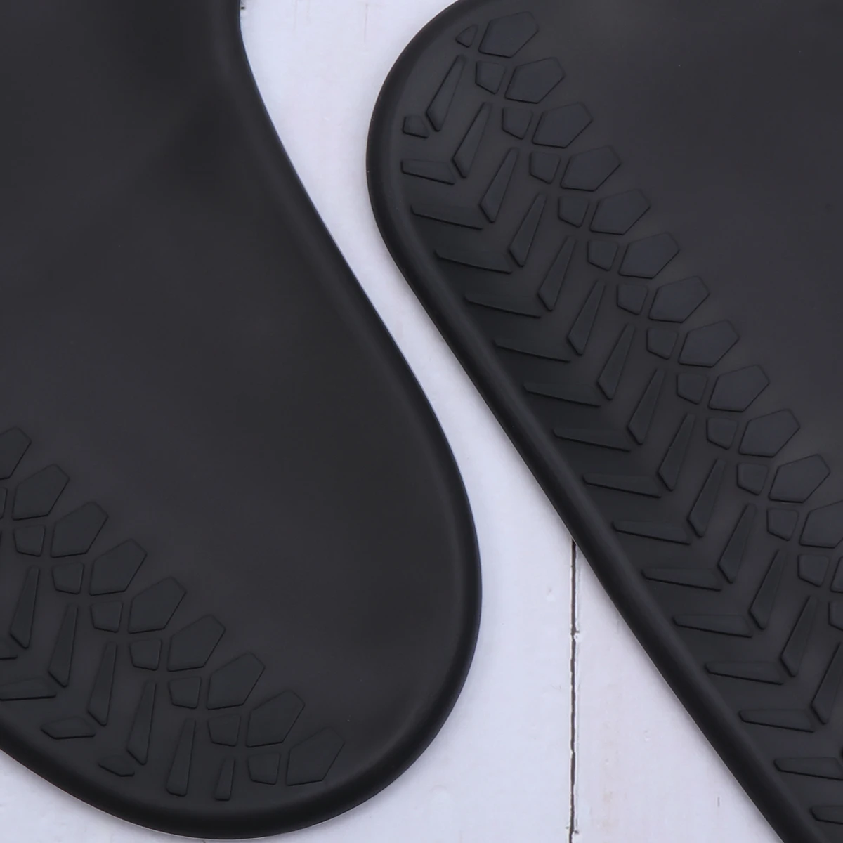 Waterproof Shoe Covers Rain Protector Non Slip Sole Dust Mud Proof Elastic Drawstring Easy Fold Travel Use
