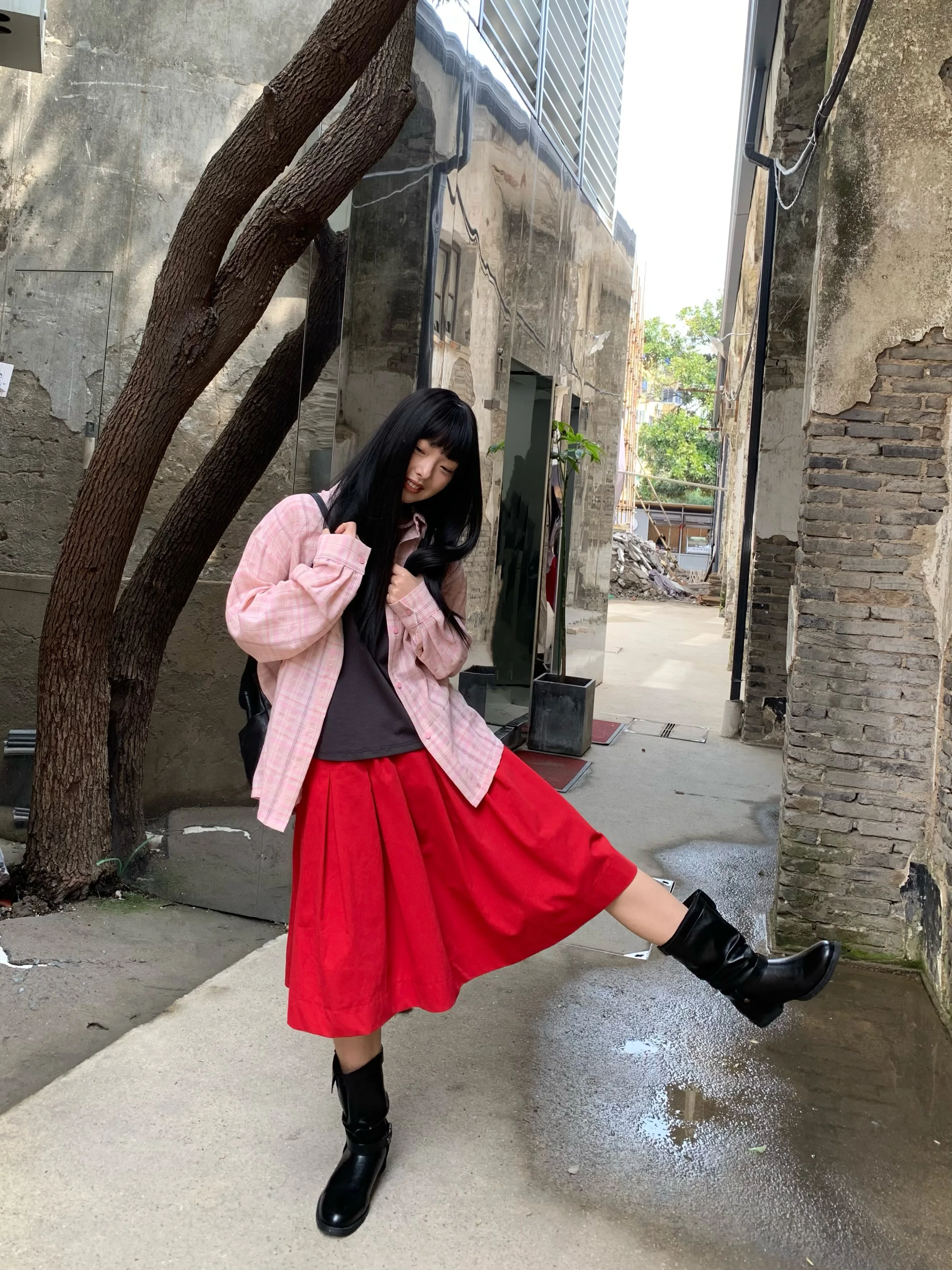 

Slimming A-Line Midi Skirt with Elastic Waist Summer New Style Versatile White Enhancing Elegant Lady's Half-length Skirt