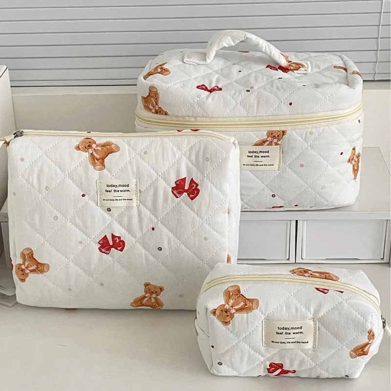 

Cute Cartoon Bow Bear Women's Makeup Case Cosmetic Bags Large Capacity Ladies Travel Storage Bag Portable Quilted Female Handbag