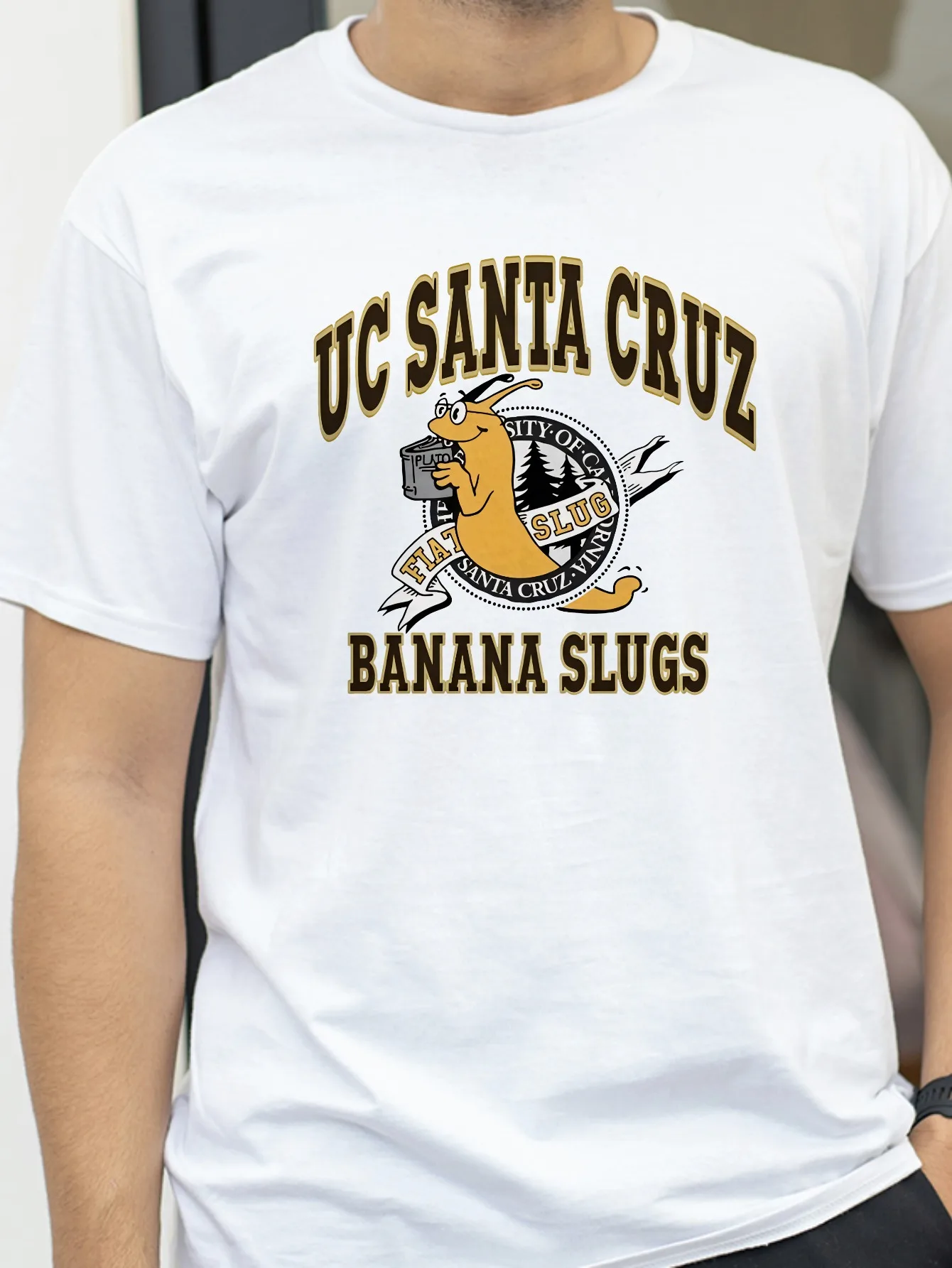 

Movie Pulp Fiction Jhon Travolta Banana Slugs print t shirt Men Women Casual short sleeved tees fashion sports round neck tshirt