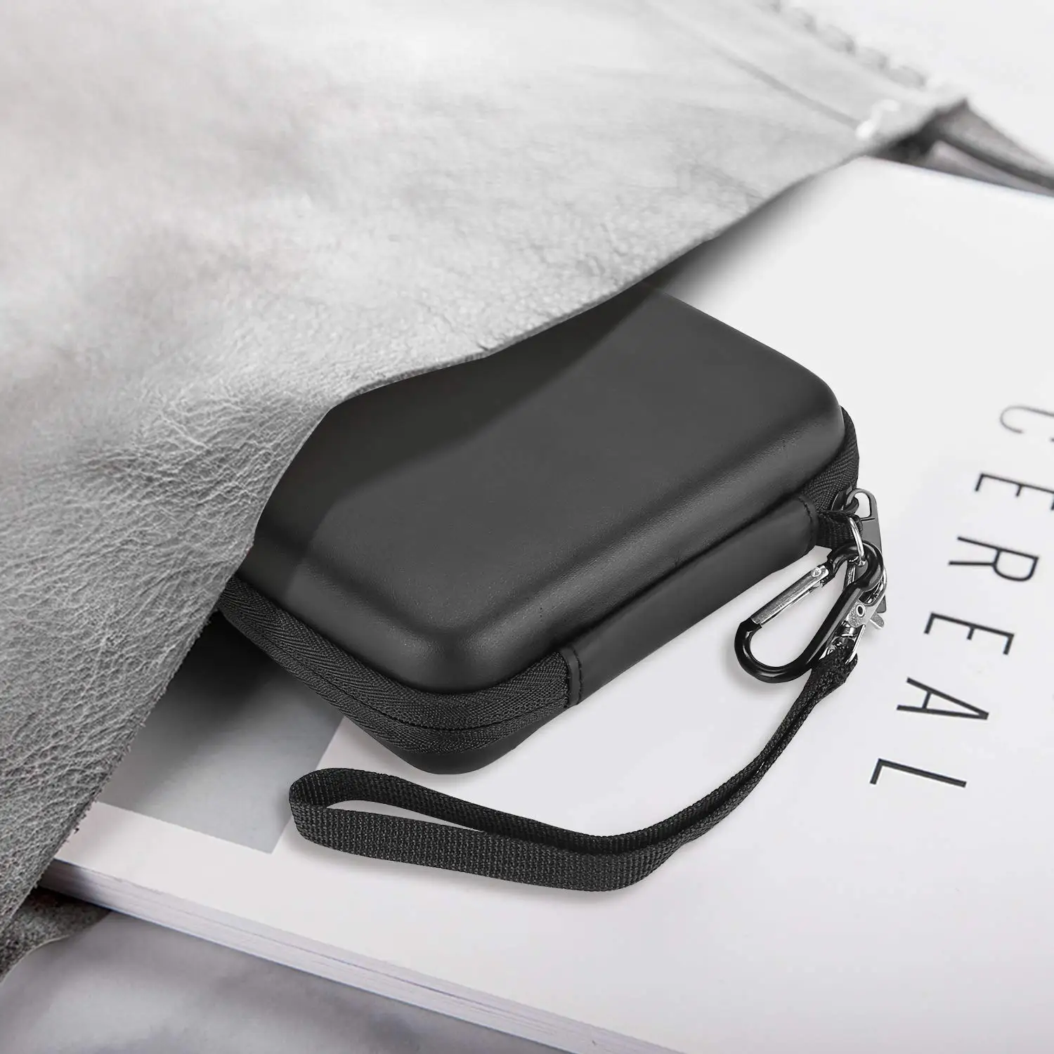 Canvio Basics、Western Digital WD Elements、My Passport、Seagate Portable Backup Plus Slim 1TB、2TB、3TB、4TB対応のハードドライブケース