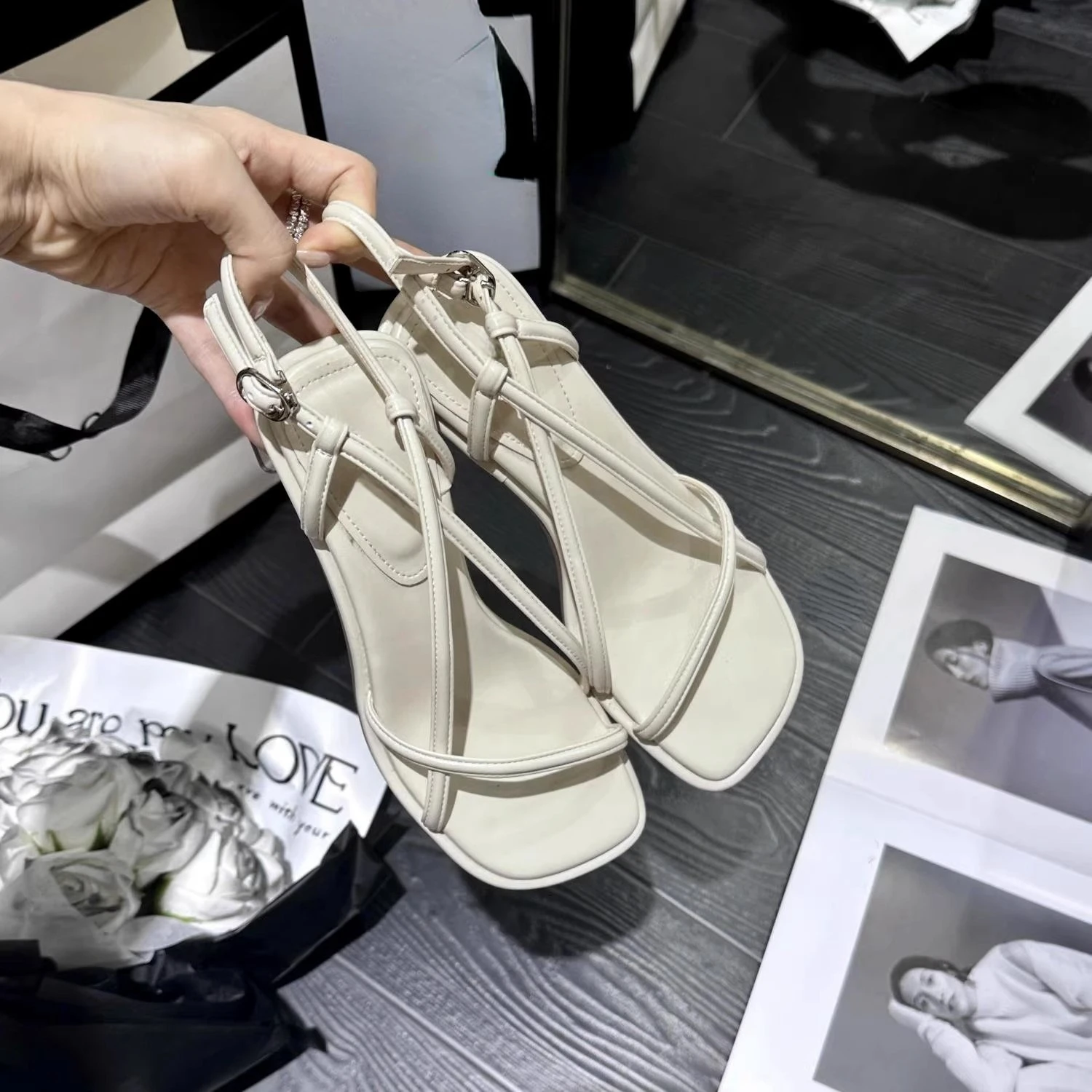 2024 Women Versatile Fishbone Sandal Summer Luxury 3cm 5cm Girl High Heel Sandals Halved Belt Cute Sweet Simple