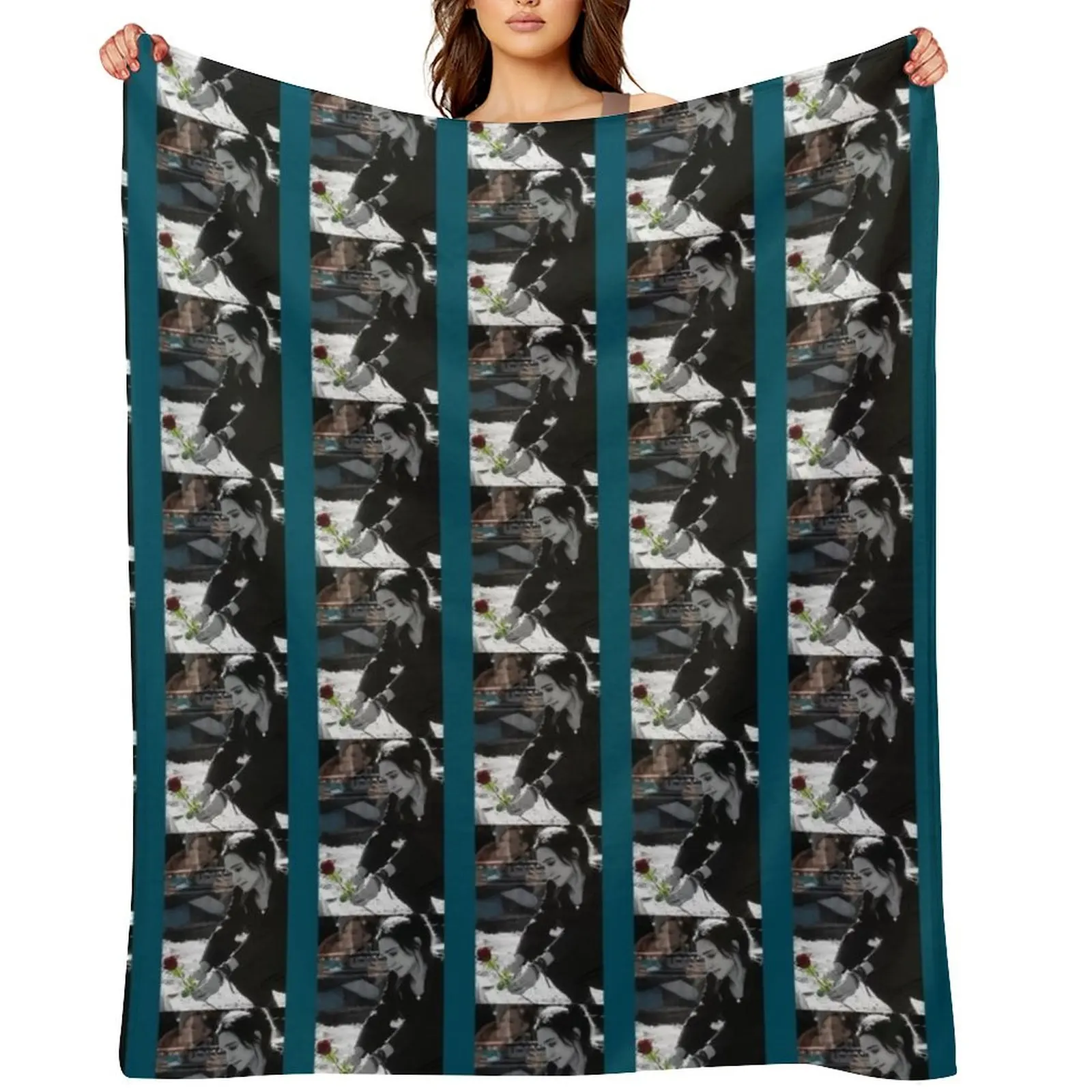 Bea Smith Throw Bla…