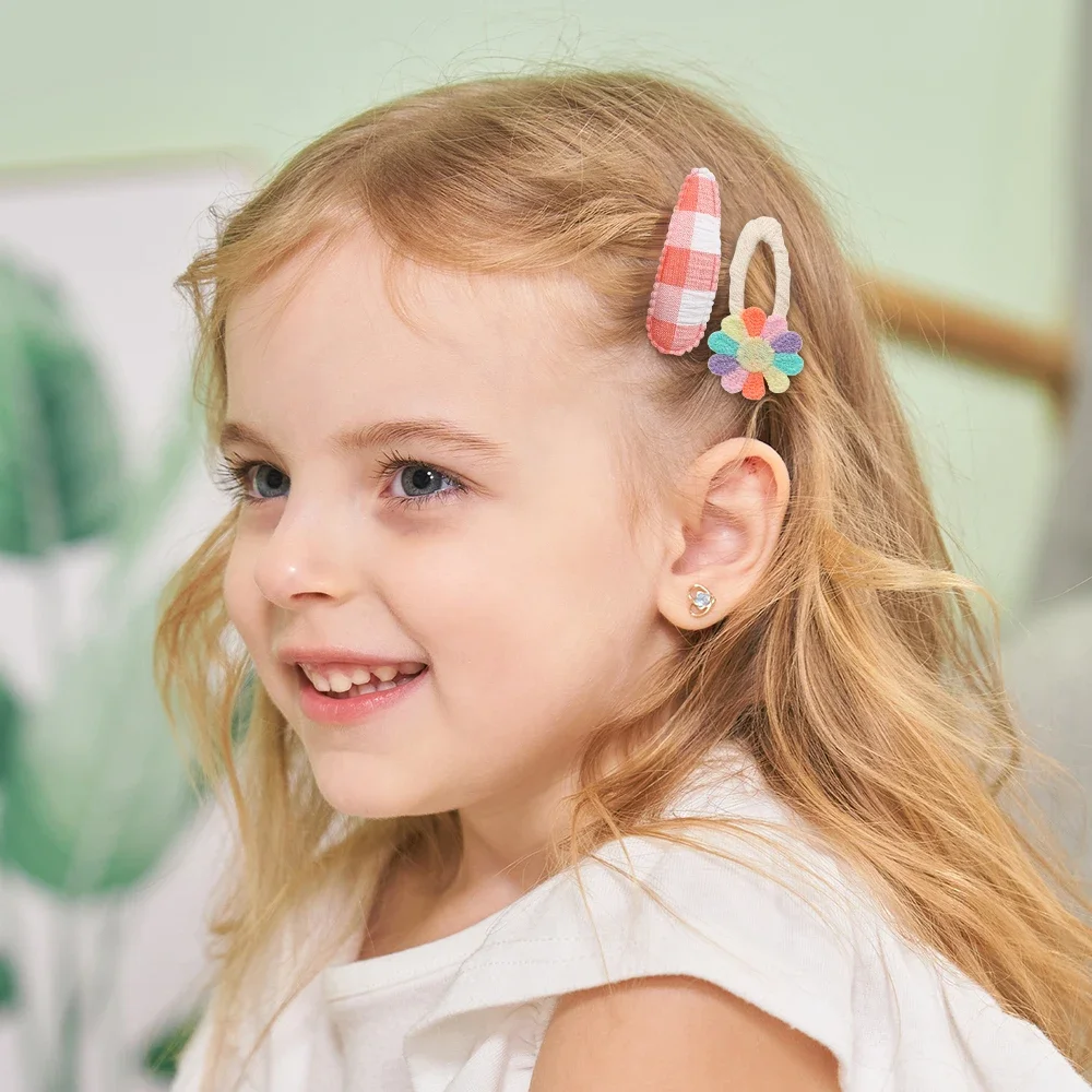 Рисунок 2 - эксклюзивные головные уборы для девочек