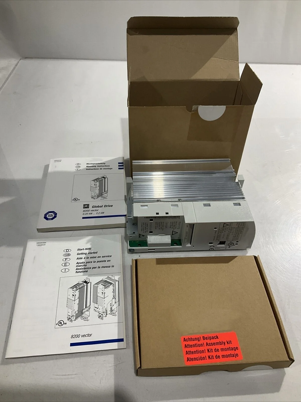

100% Original New E82EV551K2C E82EV152K2C200 E82EV751K4C200 Inverter 1 Year Warranty Fast Shipping