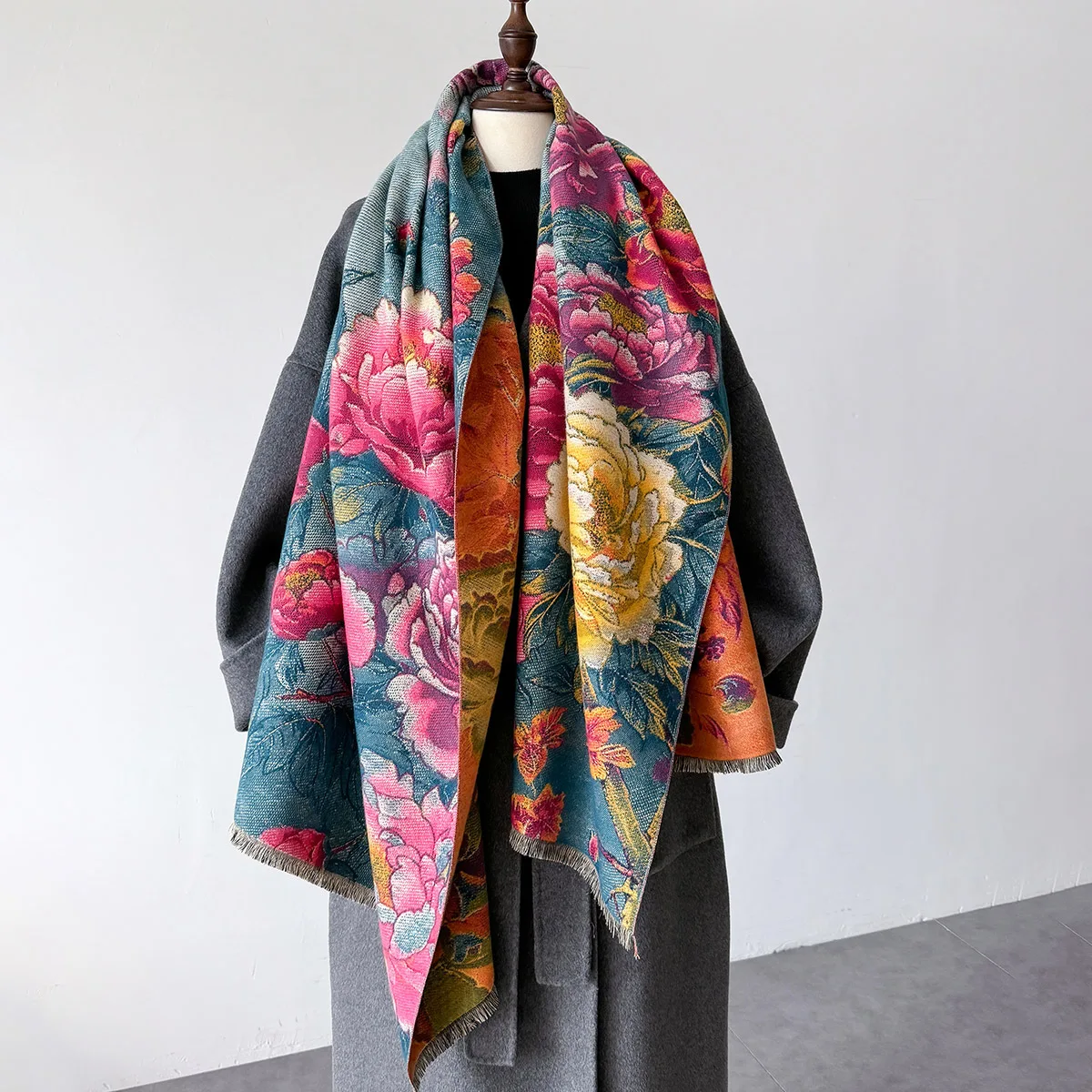 Warme Kasjmier Sjaal Vrouwen Sjaal Bloemenprint Nieuwe Wraps Luxe Dikke Deken Winter Bufanda Pashmina Vrouwelijke Reizen Poncho Stola