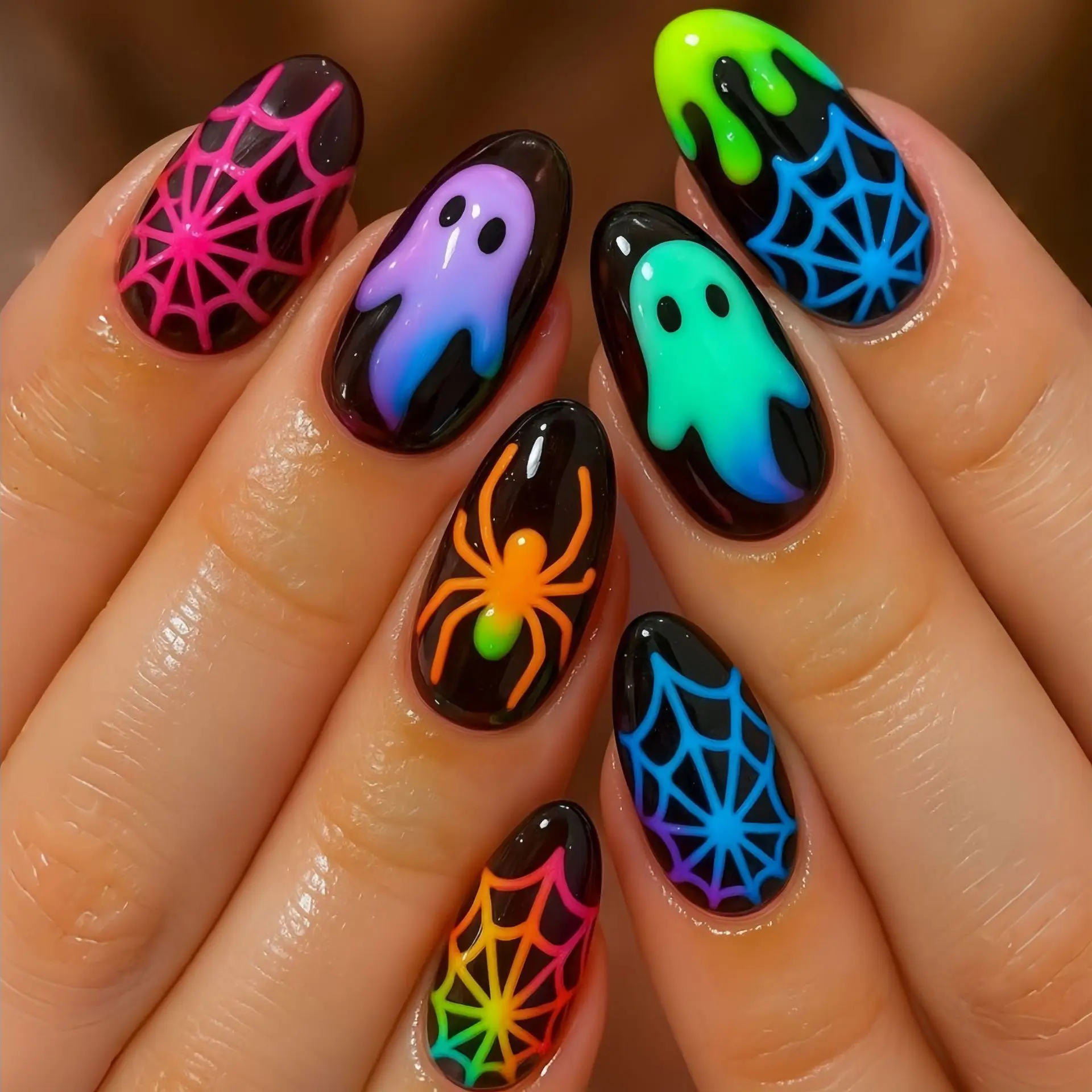 

Halloween Press on Nails Spider Web Spooky Nail Tips Gradient Fake Nails with Glue Almond Fake Nail Spider Design Full Cover Tip