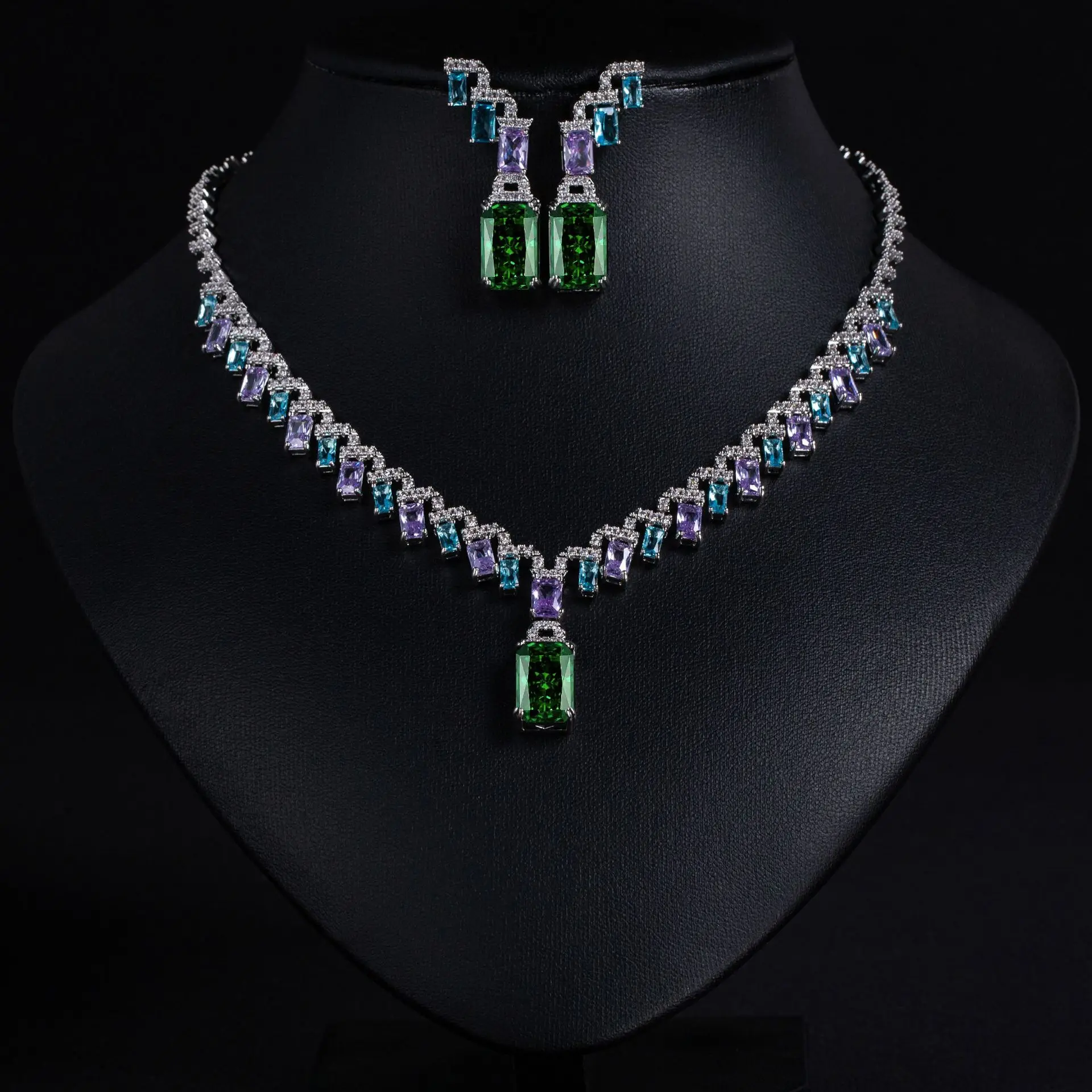 

European and American cross-border square emerald zircon necklace earrings set elegant temperament fashion necklace jewelry whol