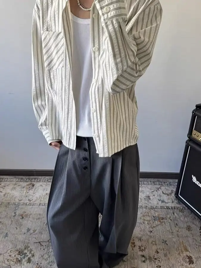 

Casual Men's Striped Bubble Shirt Long Sleeve Polyester Fiber Non-ironing Resistant to Fading And Deformation American Lazy S...