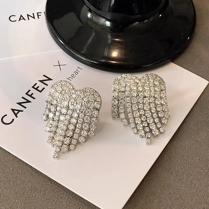 

French Fashion Zircon Tassel Heart-shaped Earrings for Women High-end feel Shiny Vintage Exquisite All-match Jewelry Gift