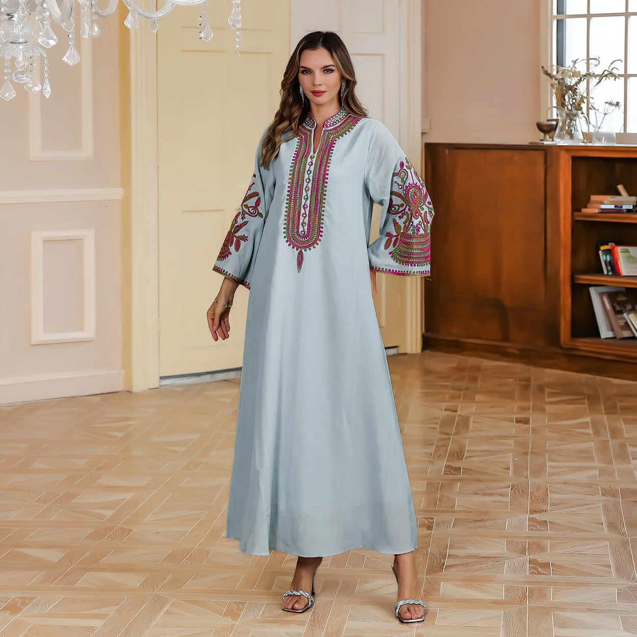 

Muslim Rope Embroidered Robe Women Gorgeous Embroidery Complex Details Dubai Turkey Abaya Women Light Luxury Evening Dress Robe