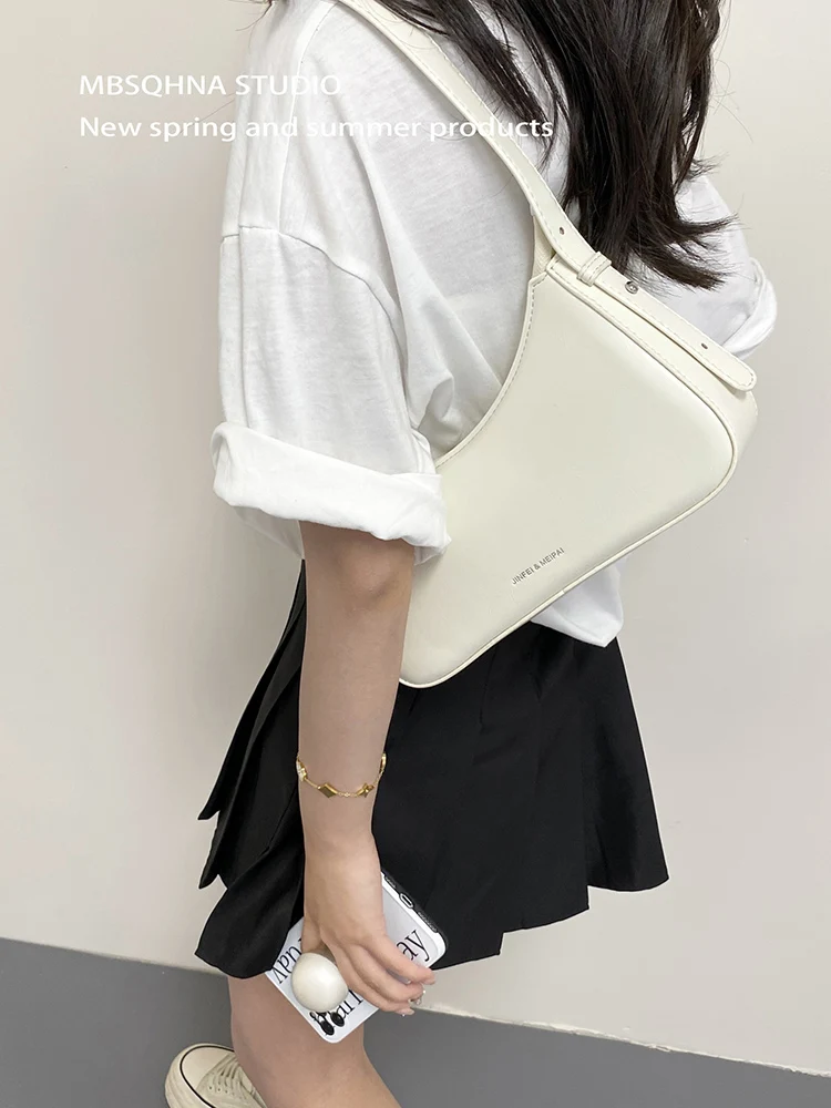 Fashionable Commuting Red Underarm Bag For Women High-end Retro Versatile Female Shoulder Bags Casual Simple Small Square Pack