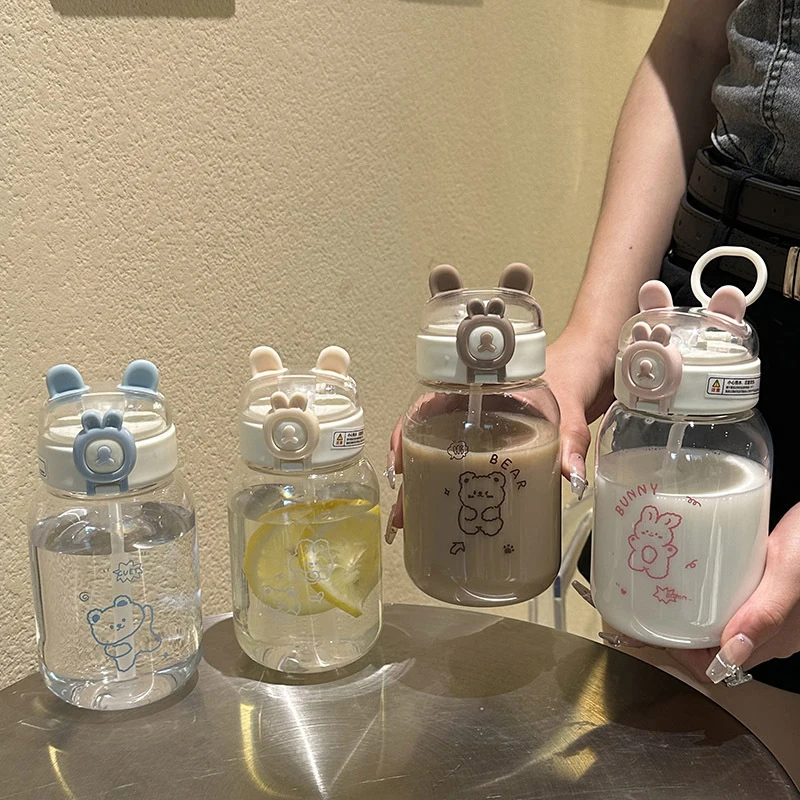 500ml Kawaii Rabbit Butelka na wodę Przenośny uroczy kubek do picia w kształcie ucha ze słomką i pokrywką Letnie naczynia do picia na kemping na świeżym powietrzu