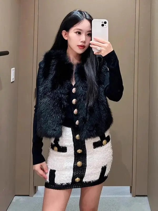 

Sweet Sle ort Svel round Ne Vest Artificial Fur Effect New Arrival Women's Faion 2024 Autumn Season Polyester F...