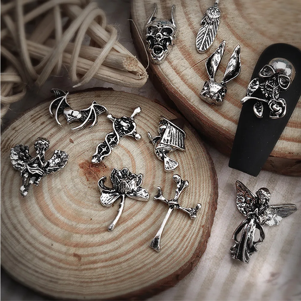 

50Pcs Gothic Punk Style Nail Art Charms 3D Alloy Heart Skeleton Cross Wishing Angel Design Halloween Nails Decoration Accessorie