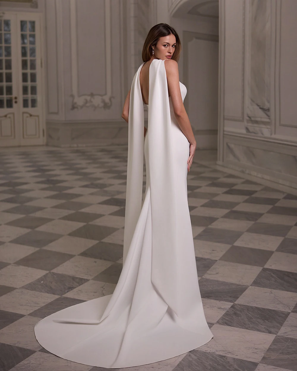 Customized Sexy Bride's Wedding Dress Modern Strapless Crepe Sheath Bridal Gown High Slit Scarf Open Back Bride Dresses