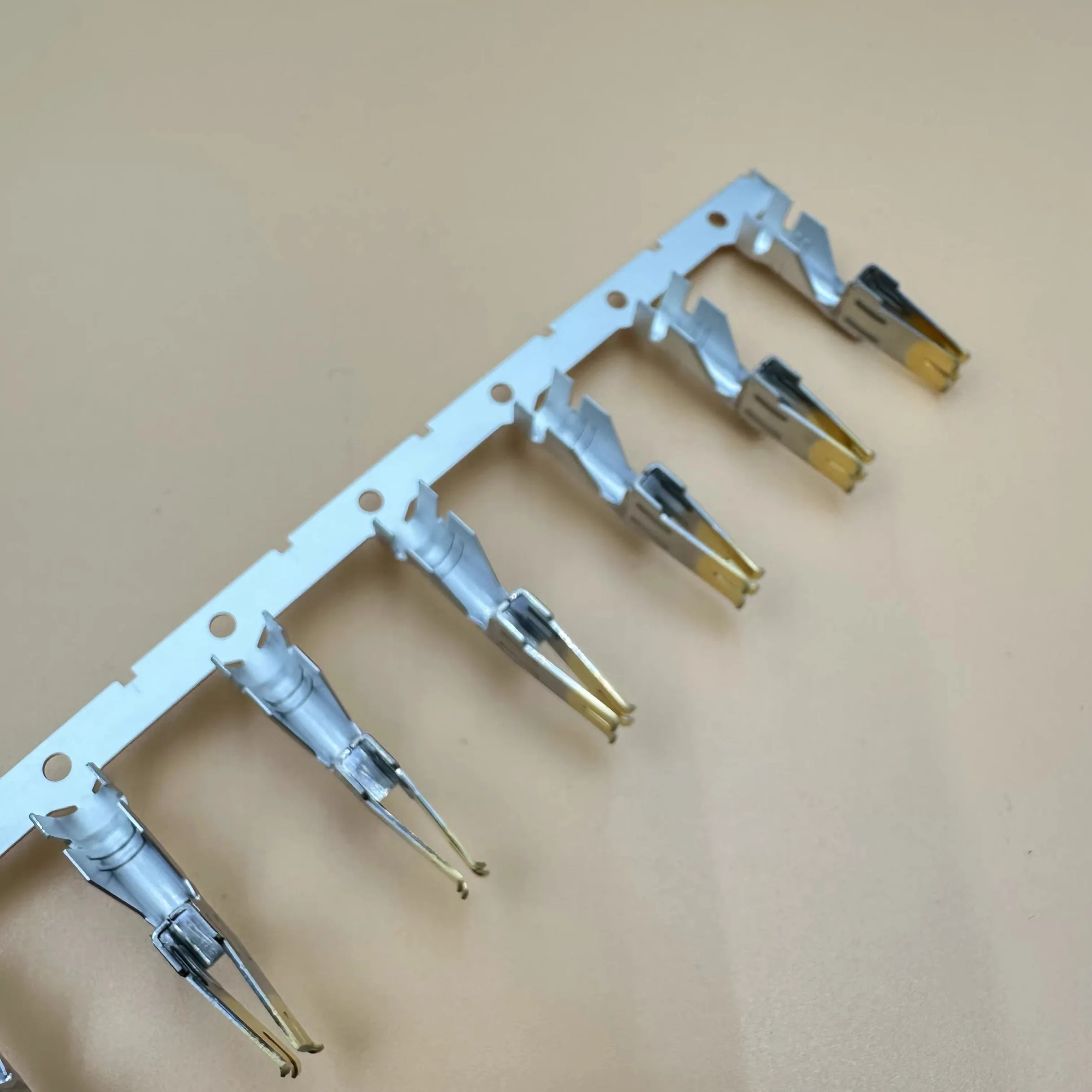 428150012 42815-0012 Molex Crimp Terminal 10-12AWG rated current 50A in stock