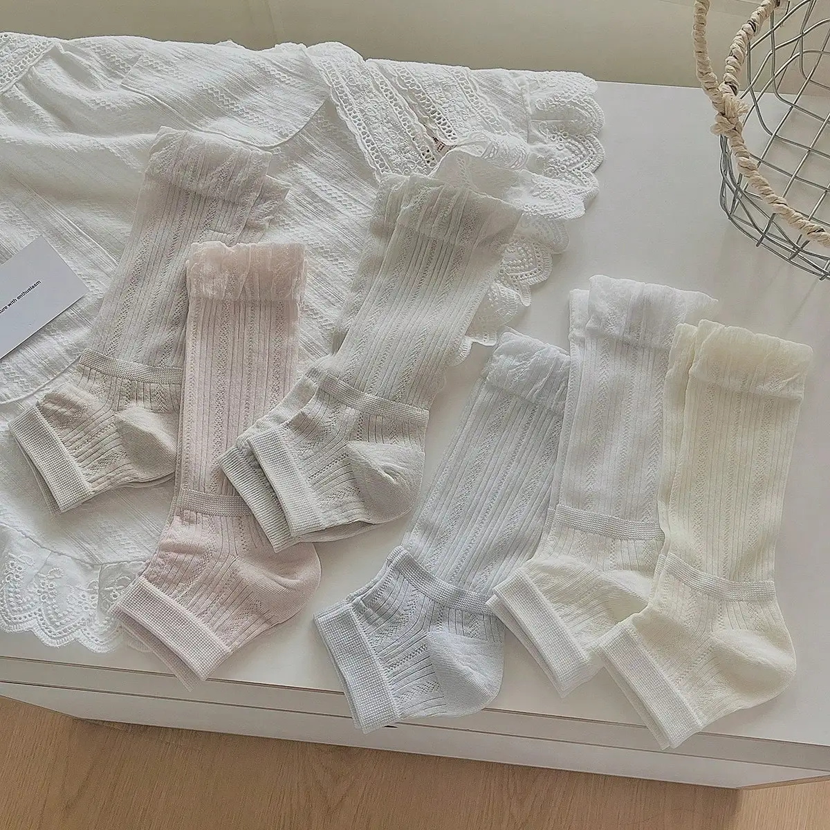 Beinwärmer für Damen, neue Mode, Sommer, dünn, atmungsaktiv, einfarbig, Crew-Socken für Mädchen, einfarbig, modisch, koreanischer Stil, Mädchensocken