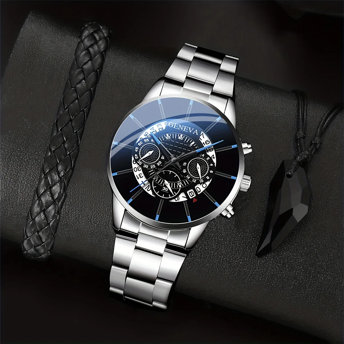 

Men's False Three-eye Single Calendar Business Quartz Watch & Bracelet & Wolf Tooth Pendant