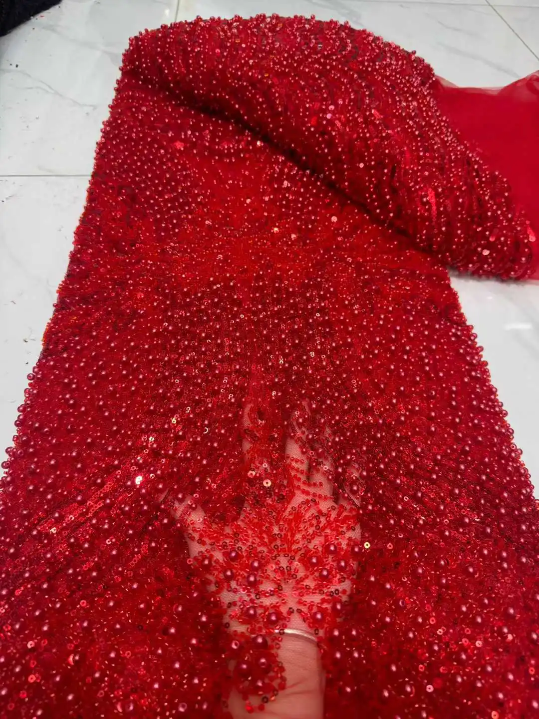 أحدث النيجيري الأفريقي 2025 فرنسا رائجة البيع تول أقمشة الدانتيل مع الخرز الترتر الراقية للعروس حفل زفاف خياطة فساتين