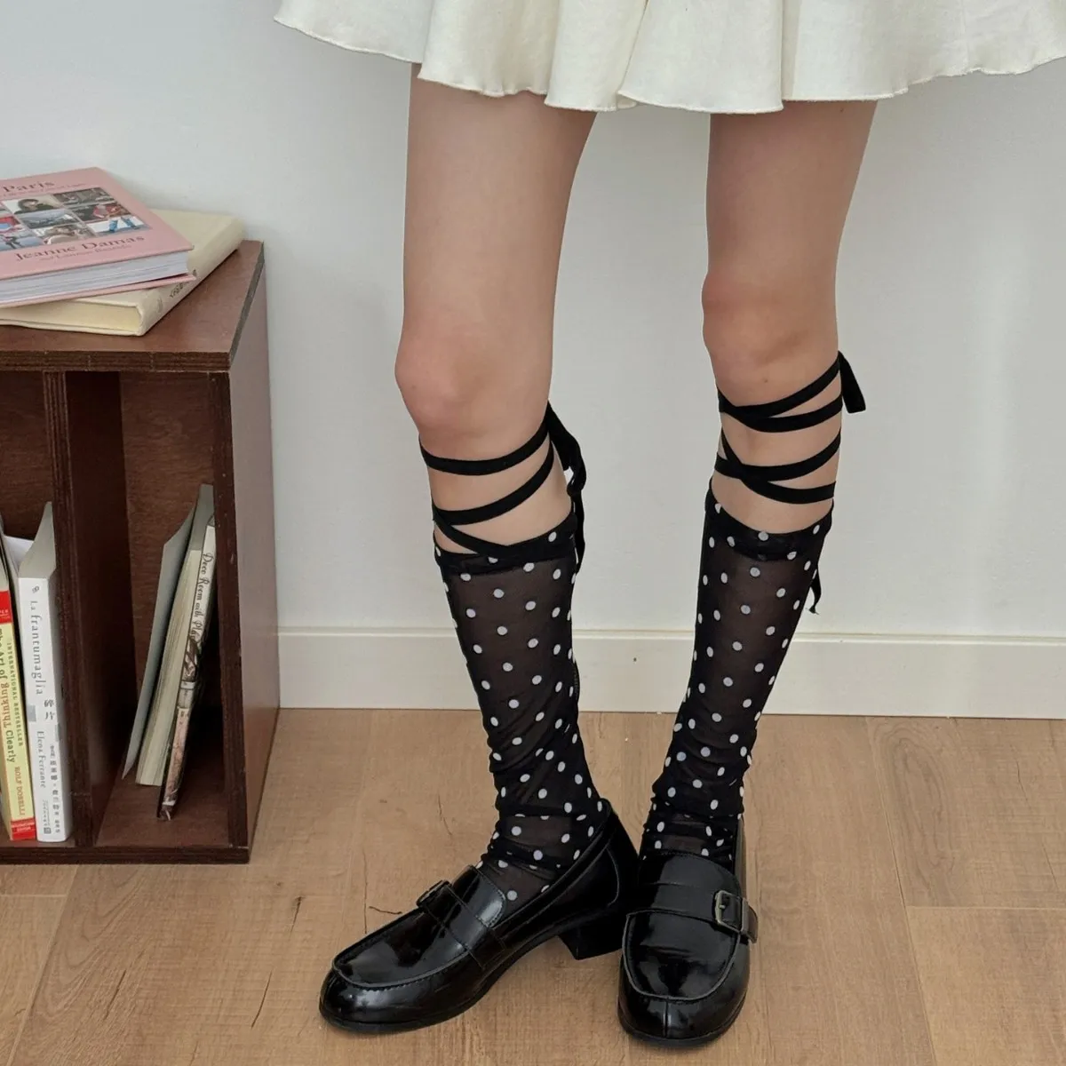 

Черно-белые женские чулки в горошек, средние носки-трубочки, тонкие ремешки, носки до середины икры, сетчатые чулки JK Lolita Girl, гольфы, чулки