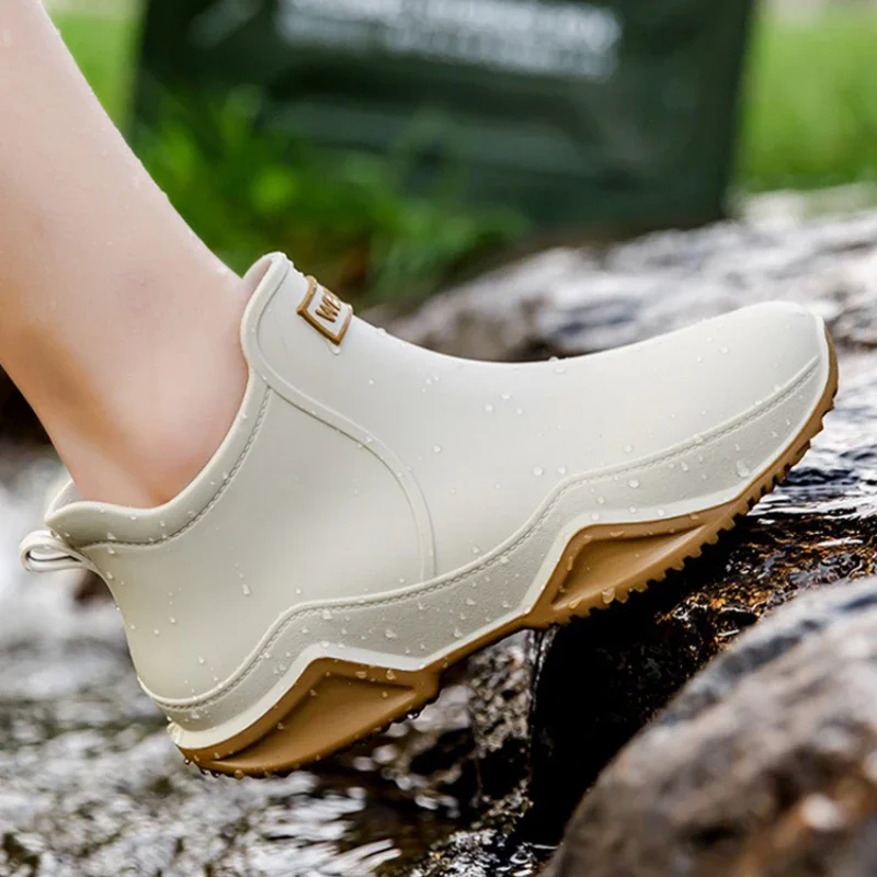 Couple Outdoor Winter Warmth Rain Boots Men High Top Hiking Fishing Water Shoes Anti-slip Chef Work Ankle Boots Waterproof Shoes image 4
