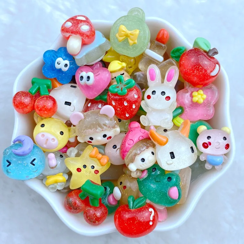 20 Stücke Neue Nette Mini Cartoon Kaninchen Stern Kirsche Harz Flatback Ornament Schmuck Machen Maniküre Hairwear Zubehör