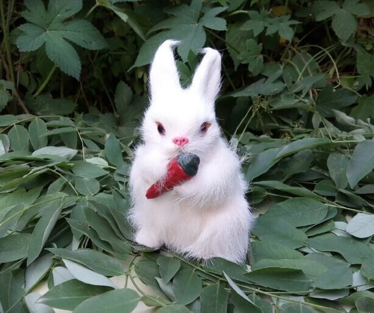 

cute small simulation rabbit toy polyethylene & furs handicraft rabbit with a carrots about 11x8x16cm 2007