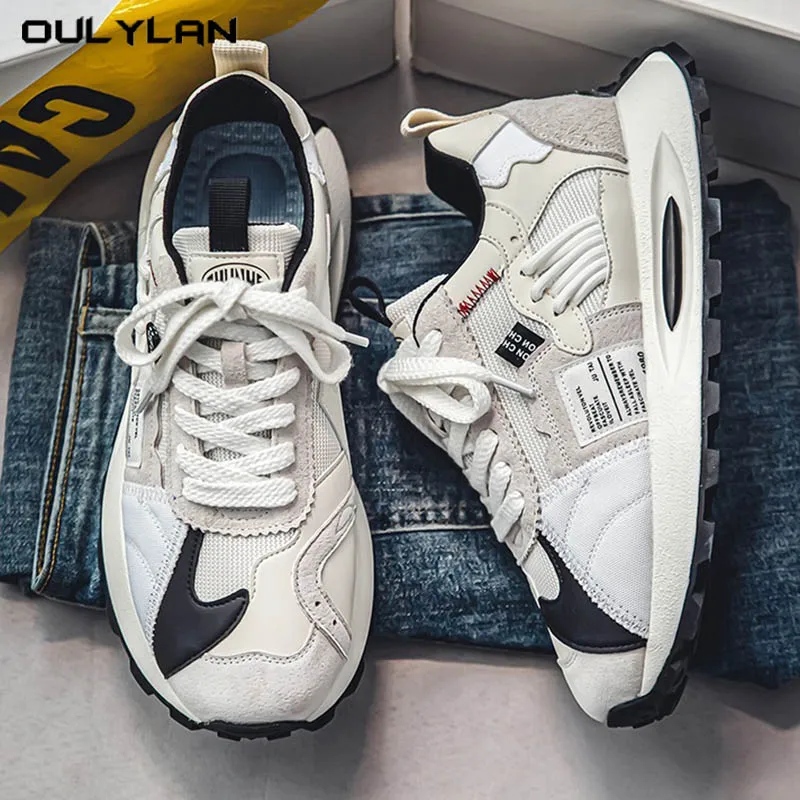 2025 Scarpe da passeggio da corsa da uomo Scarpe sportive leggere con suola spessa Scarpe da ginnastica casual stringate basse alla moda