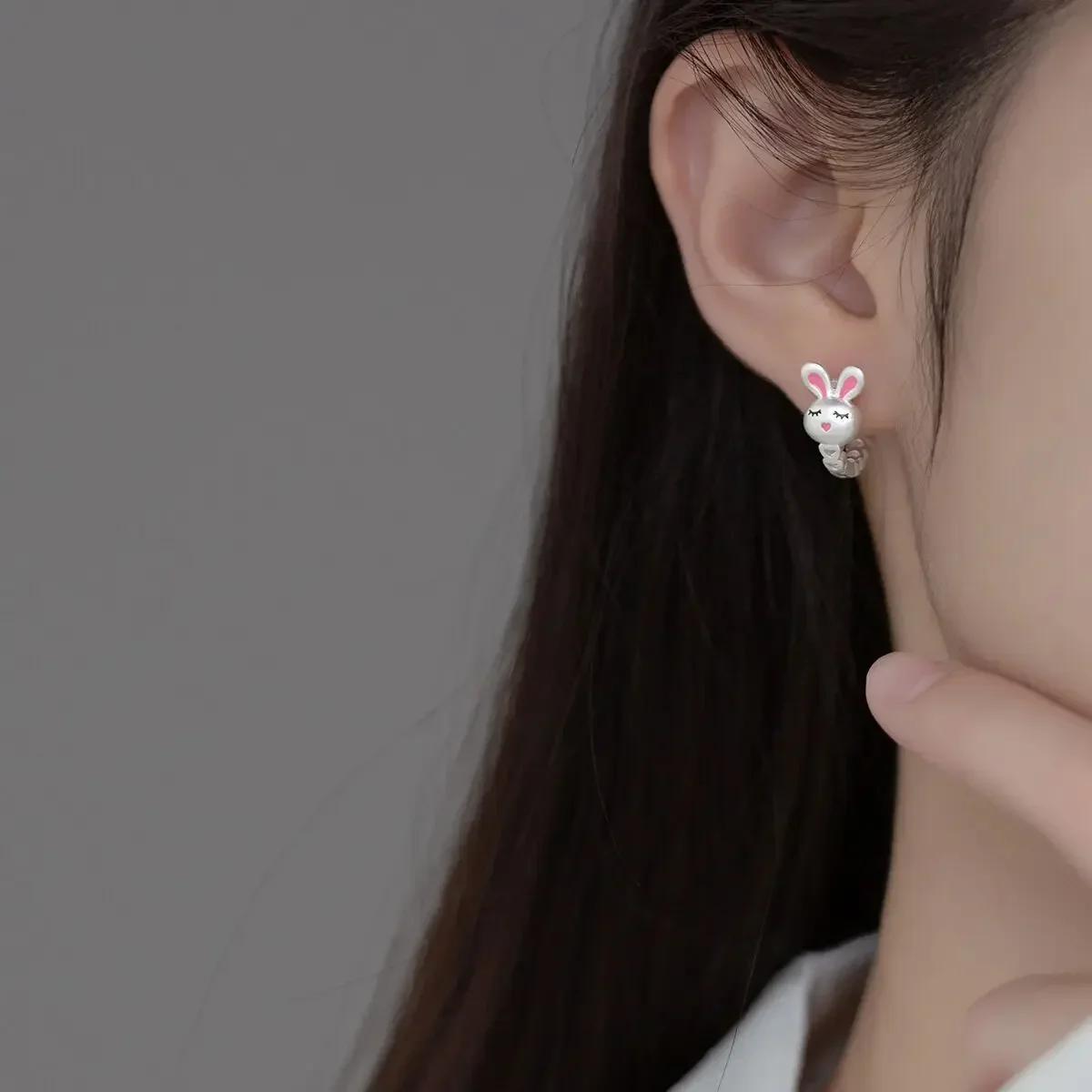 Baby Princess Heart Ear Buckles Cute Rabbit Hoop Earring For Girl Child Woman Beautiful Aros Huggies  Jewelry Accessories