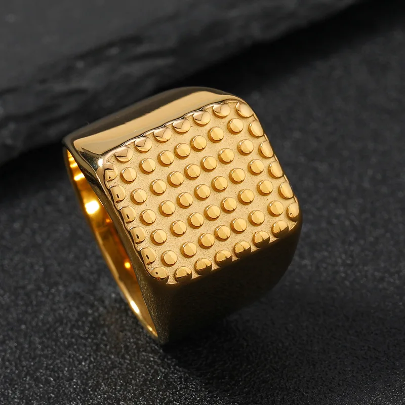 1pcs Hot Selling Stainless Steel Ring For men, Fashionable And Personalized casting, Geometric Polka Dot Plated 18k Gold Ring