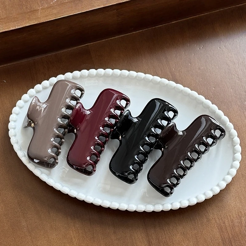 9CM French Exquisite Solid Color Large Shark Clip Grab Clip for Women Girls Elegant Hair Claw Hairpin Headwear Accessories ﻿