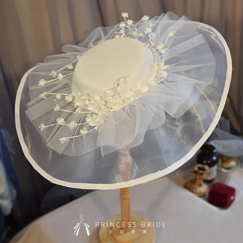 

High End White Fairy Mesh Fedoras Multi-layer Gauze Flower Wedding Hat Bride Church Party Headdress Women Royal Cocktail Hats