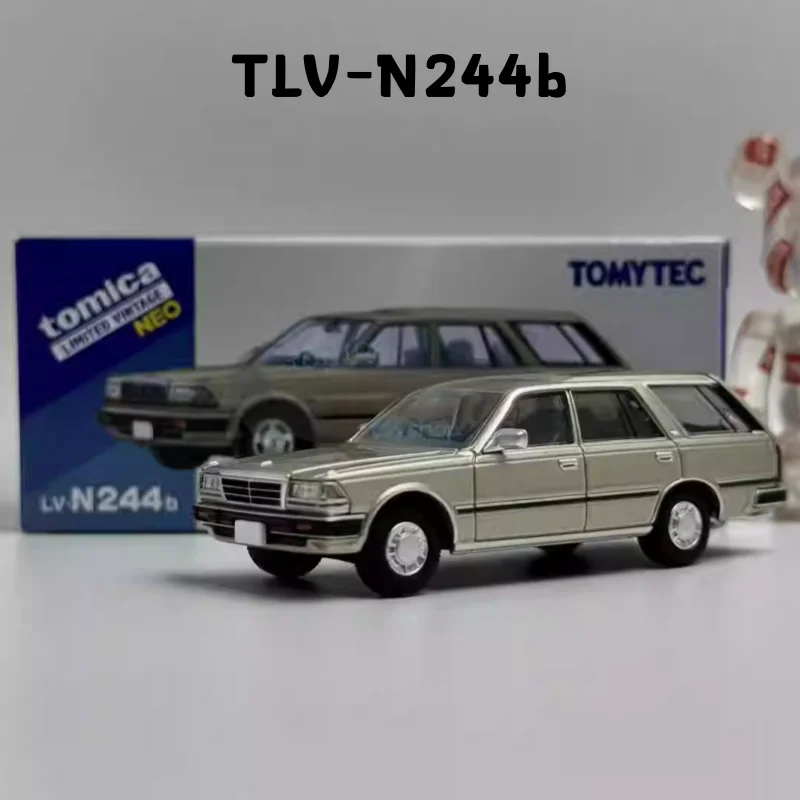 TAKARA TOMY TOMYTEC TLV 1:64N244b Nissan Gloria Wagon V20E modelo de coche fundido a presión de aleación, adornos para adultos, juguetes para niños, regalos para niños