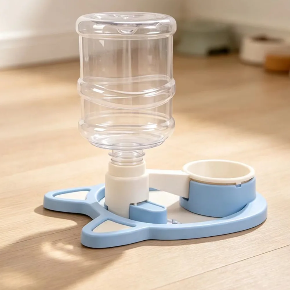 Anti-Wet Mouth Gravity Cat Water Dispenser Prevent Black Chin Gravity Refill Pet Water Station Leak Proof Suction Cup Base