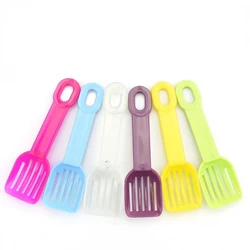 Pet Sand Spoon Hamster Bath Spoon Small Animal Sand Spoon Plastic Small Litter Scoop Guinea Pig Cleaning Tool Hamster Supplies