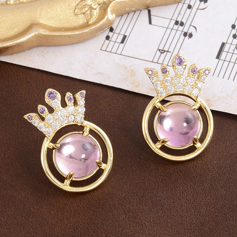 Retro Baroque Queen Crown Stud Earrings for Women Luxury Tiara Pave CZ Crystal Pink Blue Green Round Stone Palace Gift