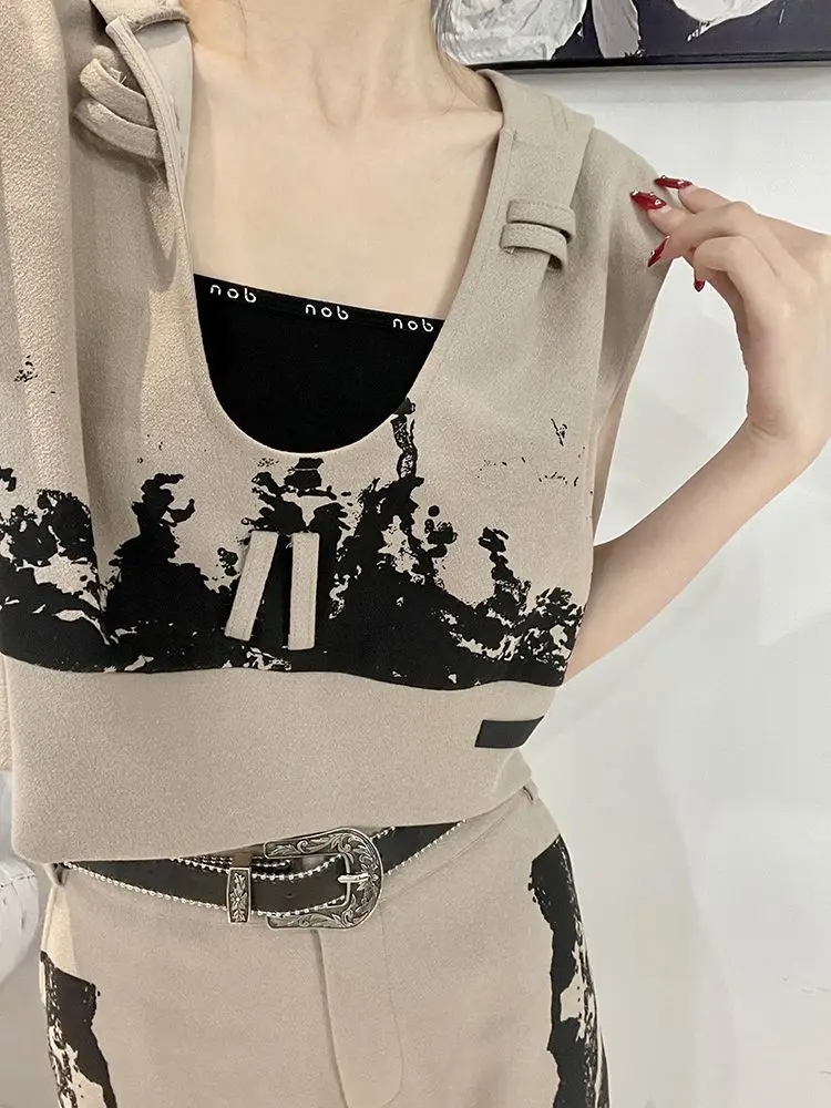 Hooded Vest Temperament Casual Sports Suit Women\'s Summer Spice Girls Fashion design Sense Small Group Casual Pants Two Piece Se