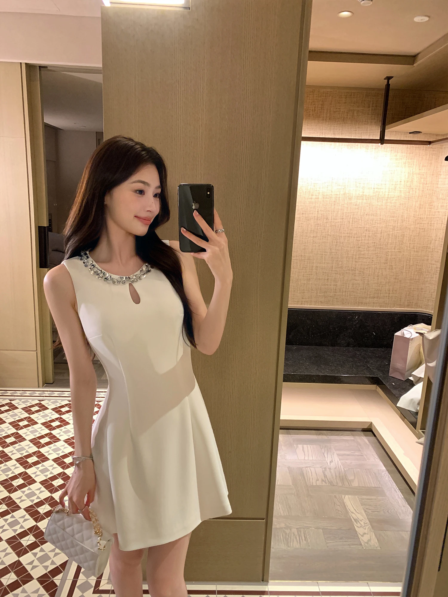 

Pusumede Moonlight Muse Sequin Sleeveless Dress Women Elegant Ladylike Vest Short A-Line Skirt Polyester Fiber Casual Wear